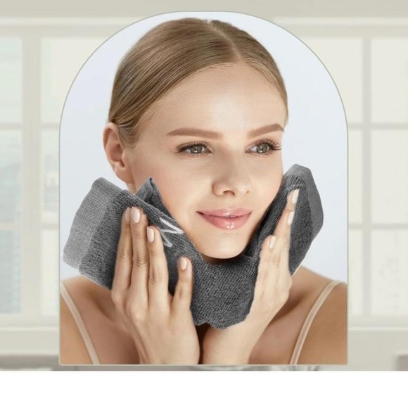 Makeup Towel - Picture 4 of 6